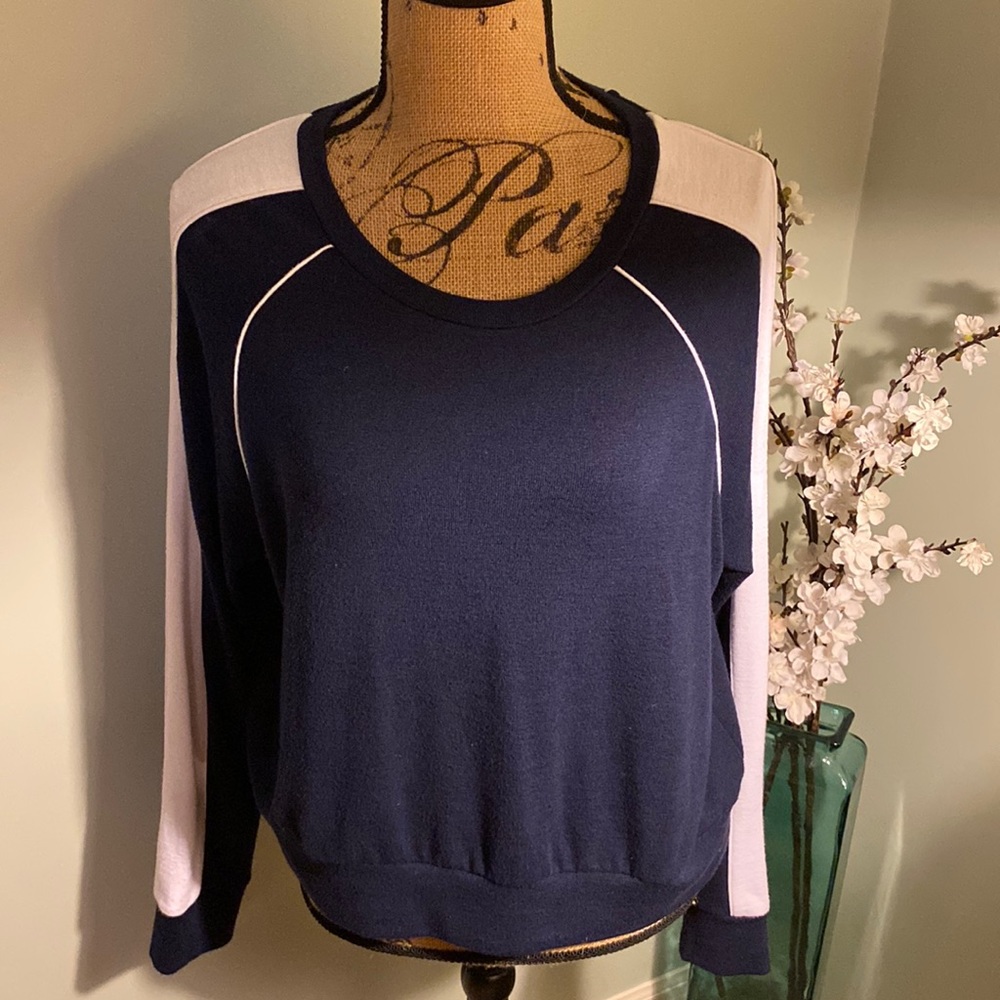 GAP Navy and White Preppy Racing Stripes Knit Sweatshirt